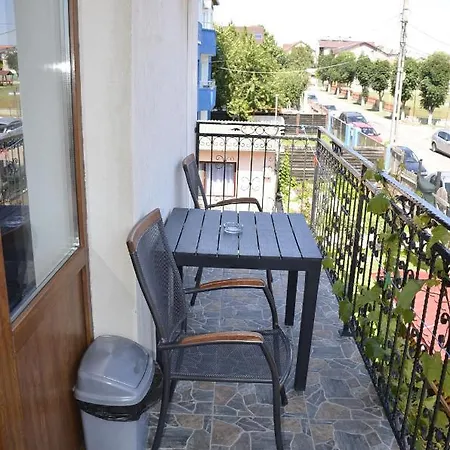 Casa Sarofin בית הארחה