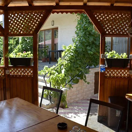 Casa Sarofin בית הארחה 3*