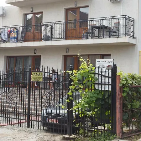 Pensjonat Casa Sarofin 3*