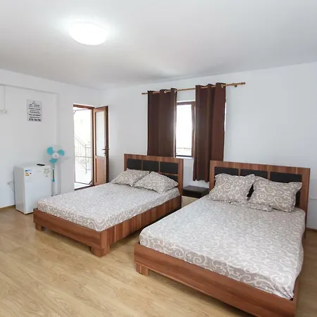 Casa Sarofin 게스트하우스 3*