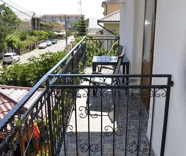 Pensiune Casa Sarofin