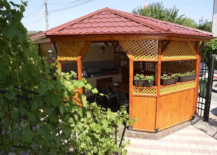 Pensiune Casa Sarofin